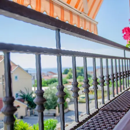 Modern Penthouse Kraljic Great Location & Terrace Apartman