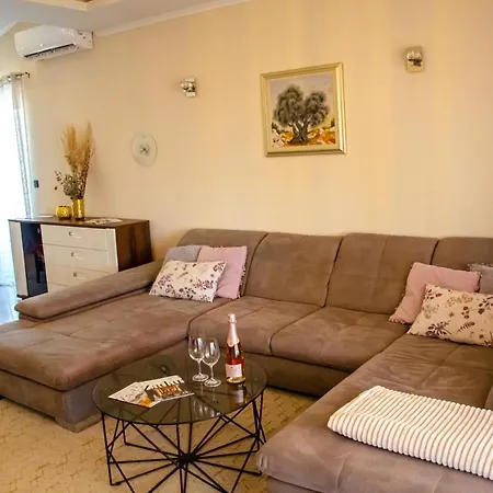 Modern Penthouse Kraljic Great Location & Terrace Apartman