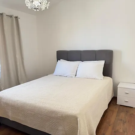 Modern Penthouse Kraljic Great Location & Terrace * Zára