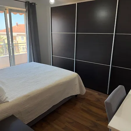 Modern Penthouse Kraljic Great Location & Terrace Apartman
